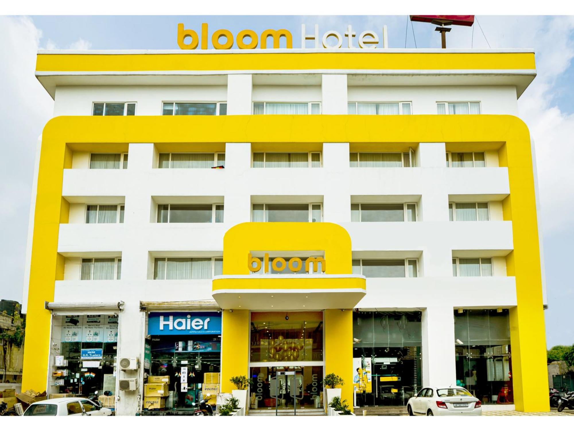 Bloom Hotel - Jammu Dış mekan fotoğraf